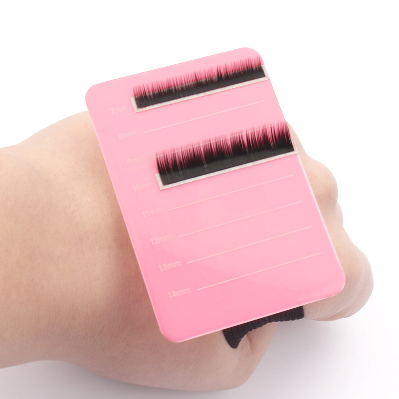 Uchwyt na rzęsy Paleta ręczna  – Lash Tile Palette recenzja i cena